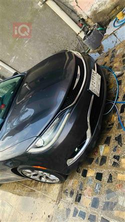 Chrysler 200